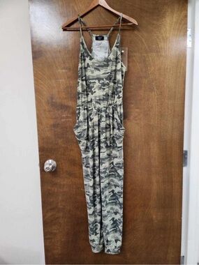 VICI Collection Camo Jogger Jumpsuit | Adjustable Straps | Size S